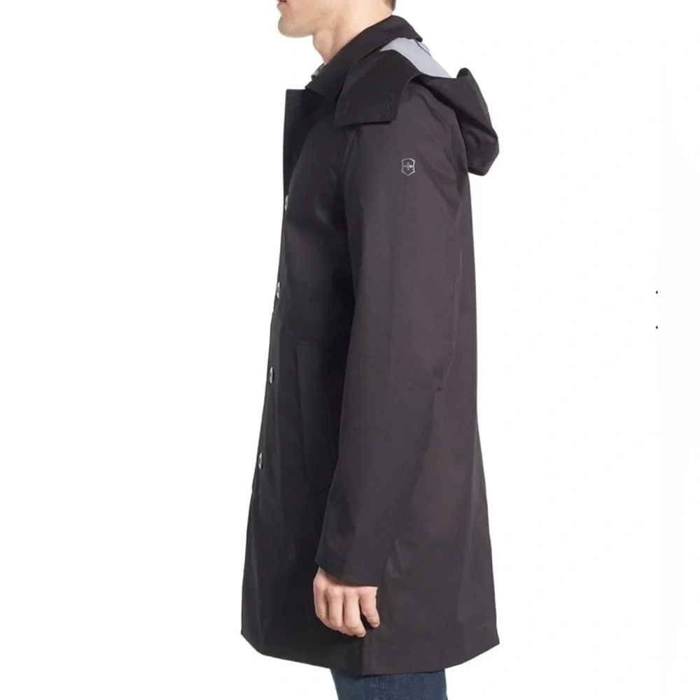 NWT Victorinox Men's Lenzburg Longline Waterproof Jacket in Black, Size S